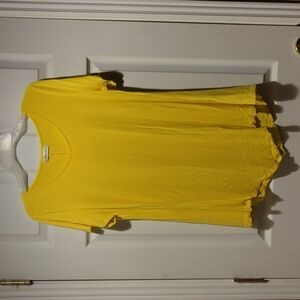 Woman's Bright Yellow Sharkbite Hem Top